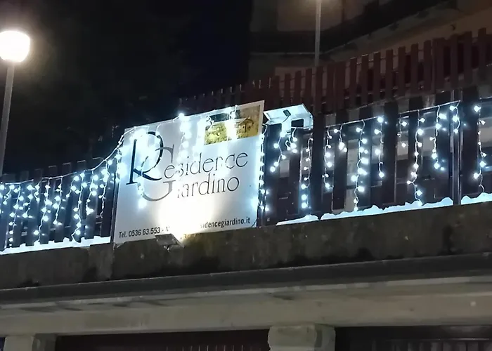 Giardino Apartmanhotel 3*