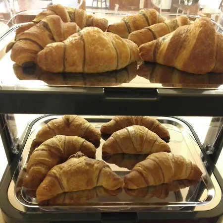 Ξενοδοχείο με διαμερίσματα Giardino 3*