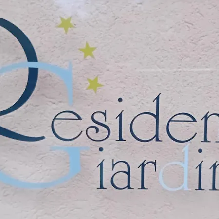 Lägenhetshotell Giardino 3*