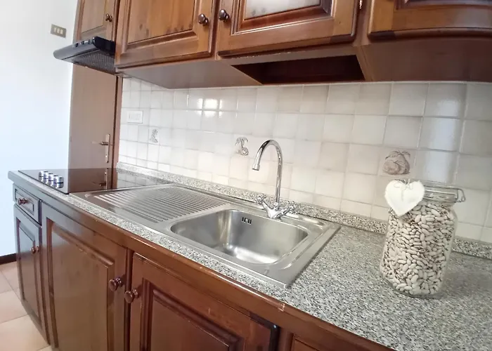 Lägenhetshotell Giardino Montecreto