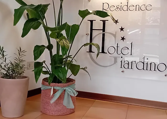 Giardino شقة فندقية 3*